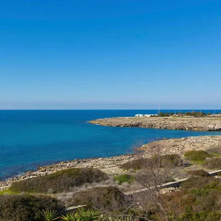 Sleeps 8 With Pool And Air Con *